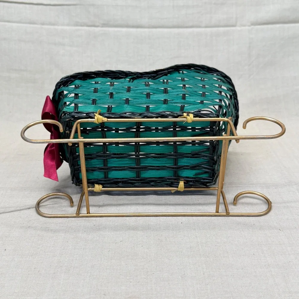 Vintage Christmas Sleigh Basket Green Woven Holiday Centerpiece Decor Bow